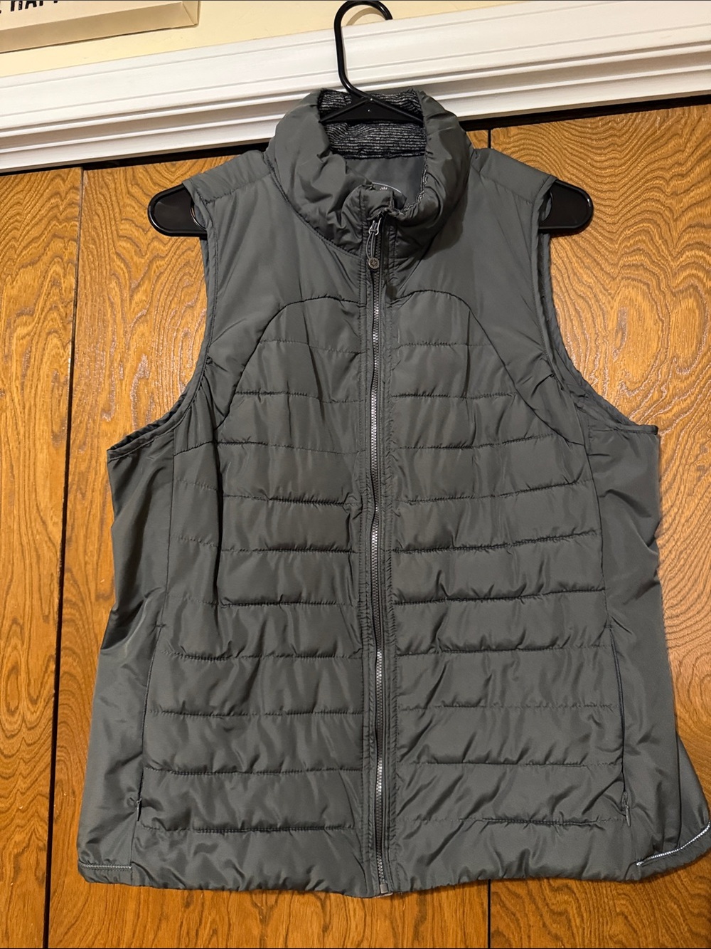 Tangerine Quilted Sleeveless Puffer Vest - Gray